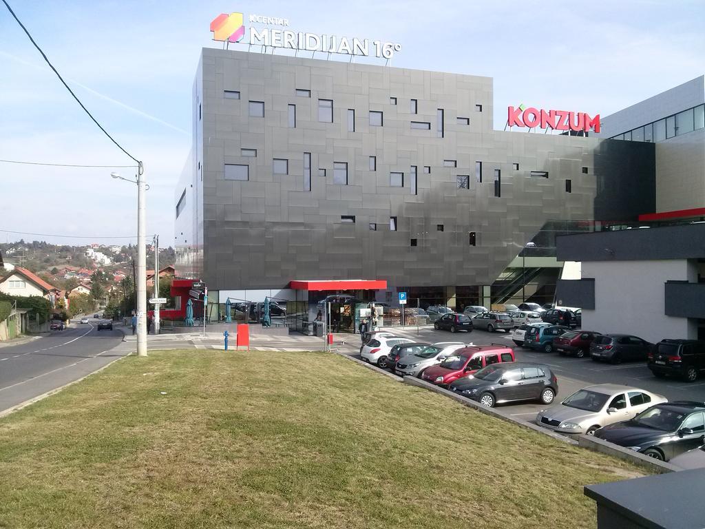 Apartments Garden Ζάγκρεμπ Εξωτερικό φωτογραφία